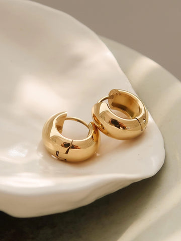 Blandine 18K Small Classic Hoop Earring