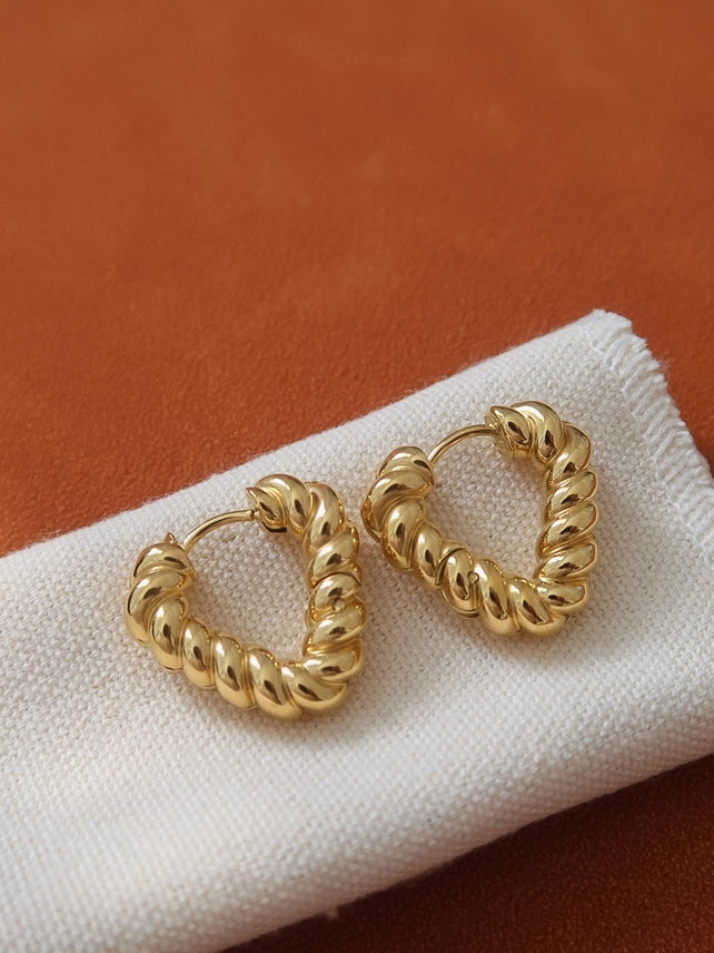 Prudence 18K Twisted Heart Hoop Earrings