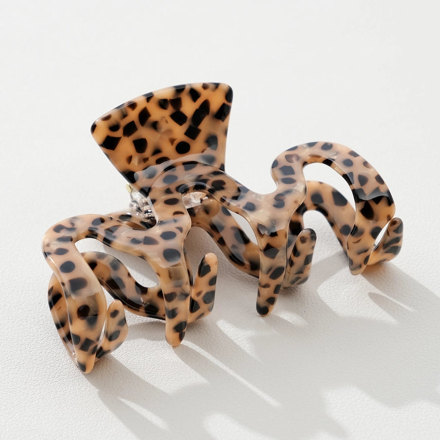 Esme Large Clip - Wild Leopard