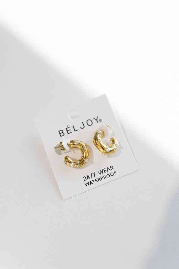 Ebby Hoop Earrings - Pearl