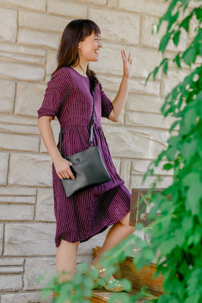 Simple Crossbody - Black