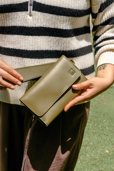 Wallet Wristlet - Olive