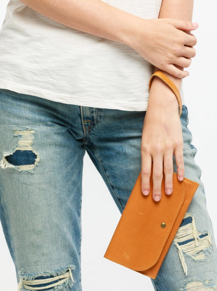 Mare Phone Wallet -- Cognac