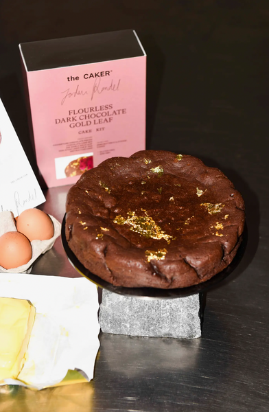 Flourless Dark Chocolate Gold Leaf Cake Kit