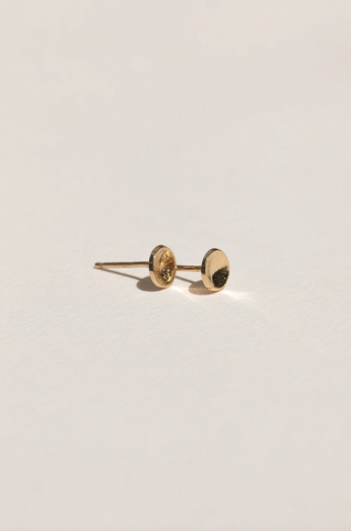 Mwana Studs