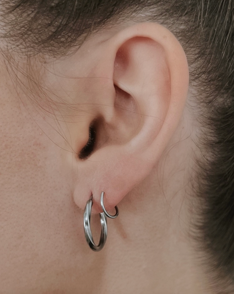 Elk Twist Hoop Earrings - Gold