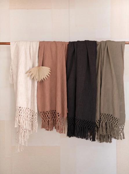 Woven Throw w/Crochet + Fringe - Green
