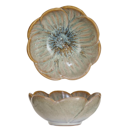 Stoneware Flower Shaped Bowl