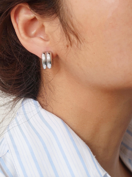 Emma Hoop Earring--Silver