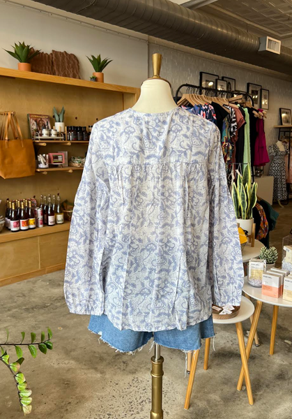 Gathers Top -- Ivory/Gray