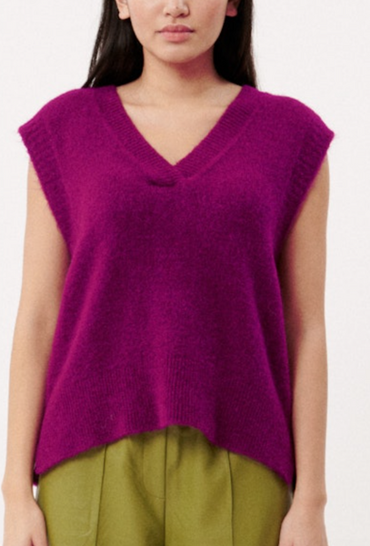 Safi Sweater Vest -- Violine
