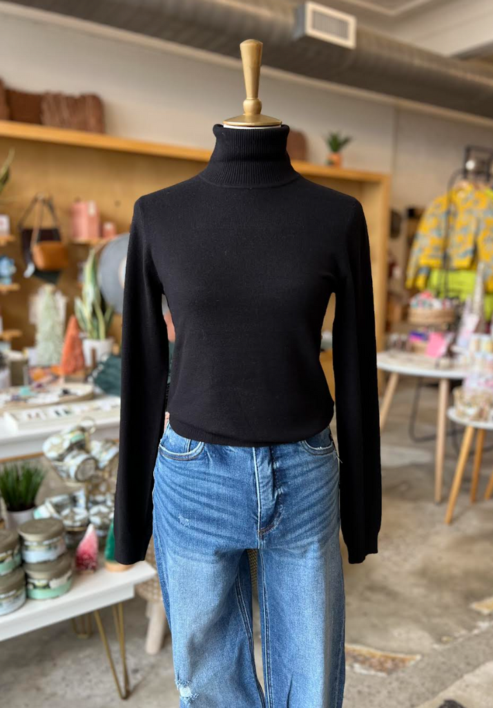 Elevate Turtleneck -- Black