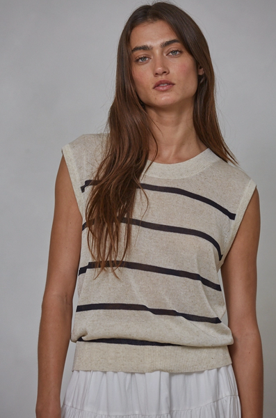 Kristin Top -- Natural