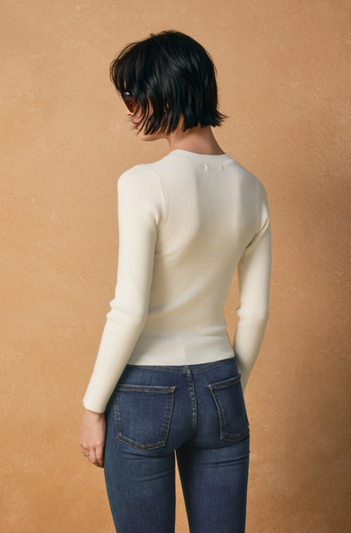 Anything Goes Top -- Ivory