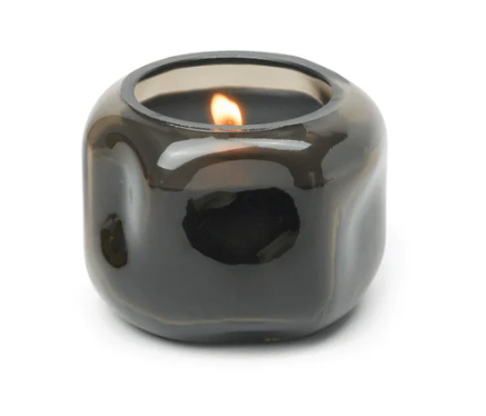 Basalt 5 oz Candle - Palo Santo Suede