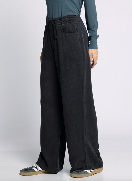 Austin Pants -- Rachel Wash