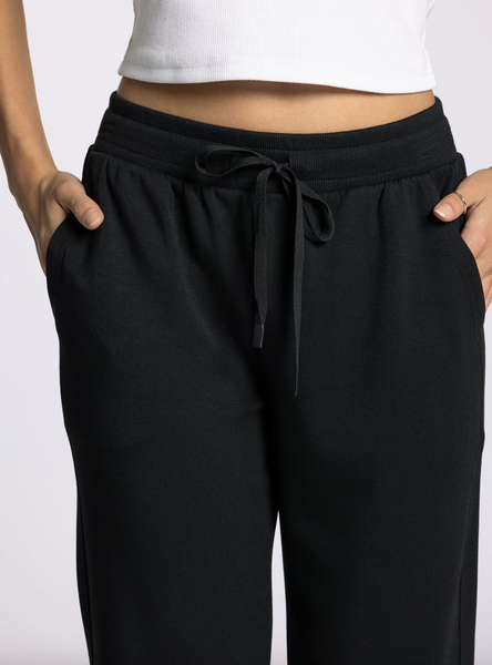Caroline Jogger -- Black
