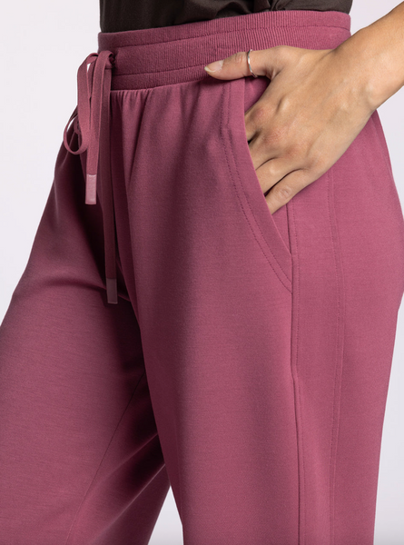 Caroline Jogger -- Vintage Rose