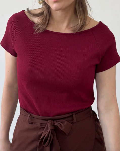 Lille Tee -- Rich Red