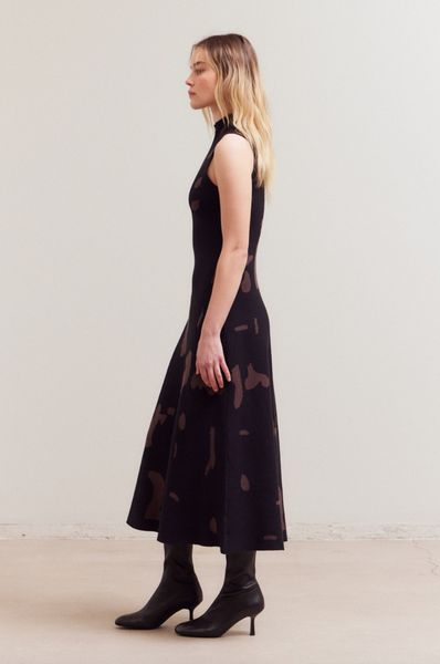 Leigh Dress -- Black