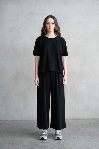 Jenny Tee -- Black