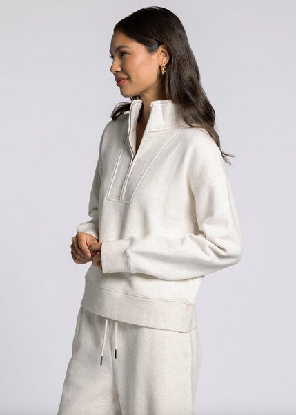 Serenity 1/4 Zip -- Heather Oatmeal