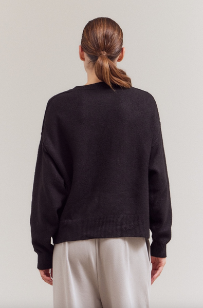 Svala Sweater -- Black