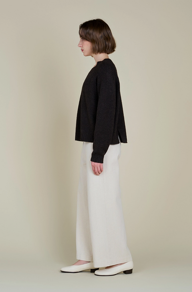 Helen Sweater -- Dark Chocolate