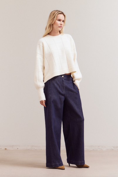 Jen Sweater -- Ivory