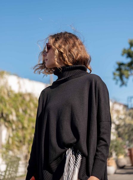 Catalina Turtleneck Sweater -- Black