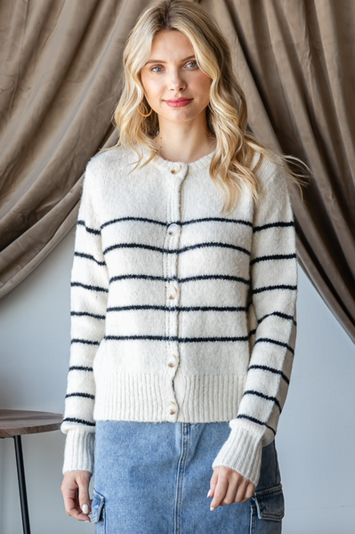 Kamilla Cardigan -- Black