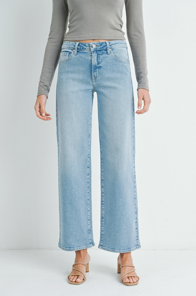 Slim Wide Leg Jeans -- Light Wash
