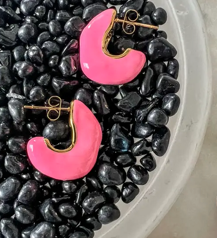 Erma Huggie Earrings - Pink