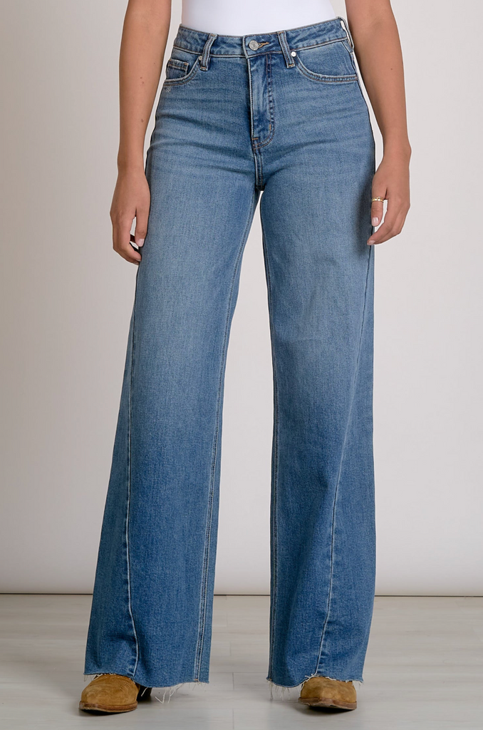Jolie Jeans -- Denim