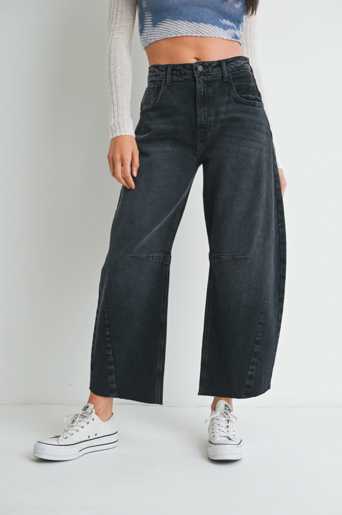 Barrel Jean Seams -- Washed Black