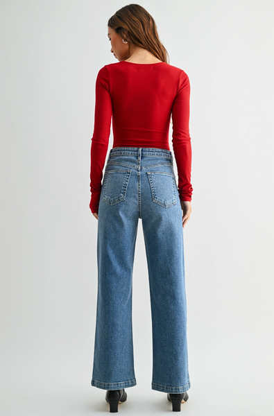 Patch Pocket Wide Leg Jeans -- Medium