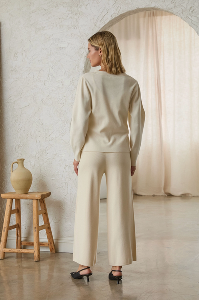 Sculpted Cardigan -- Ivory
