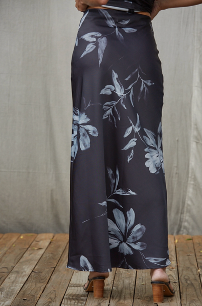 Gracie Skirt -- Black Gray