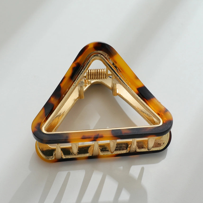 Amelie Small Triangle Metal Clip - Dark Tortoise