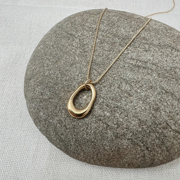 Cove Necklace