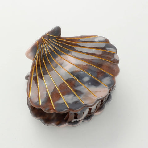 Small Seashell Claw Clip - Calacatta Grey