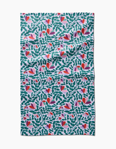 **FREE GIFT with $75 Purchase** Spring Wavy Leaves Tea Towel