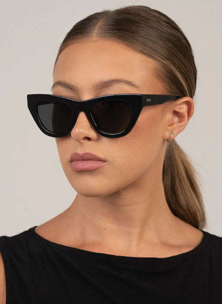 Kinni Sunglasses - Black