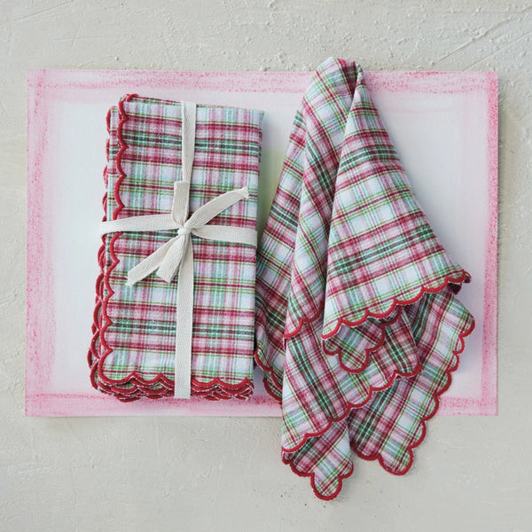 Plaid Napkins with Stitched Scalloped Edge - Set of 4