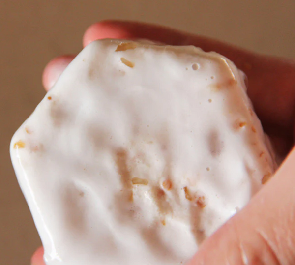 Sweet Honey Almond Froth Bath Bomb