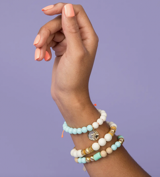 Alexa Bracelet --White/Gold Beaded